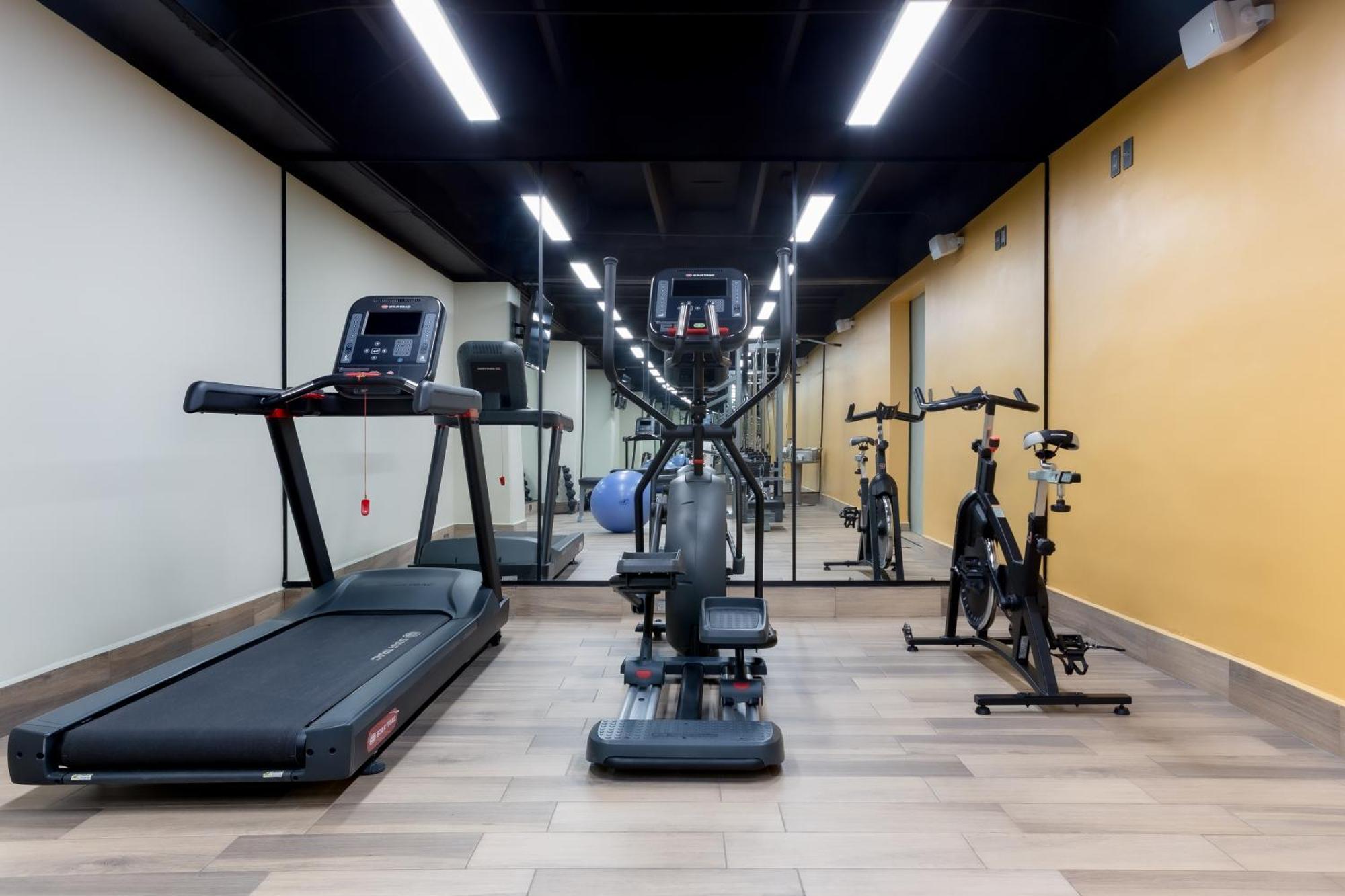 La Joya Pachuca Hotel Exterior foto The gym at the hotel