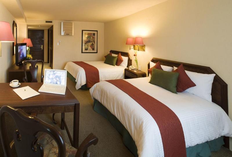 La Joya Pachuca Hotel Exterior foto A typical hotel room